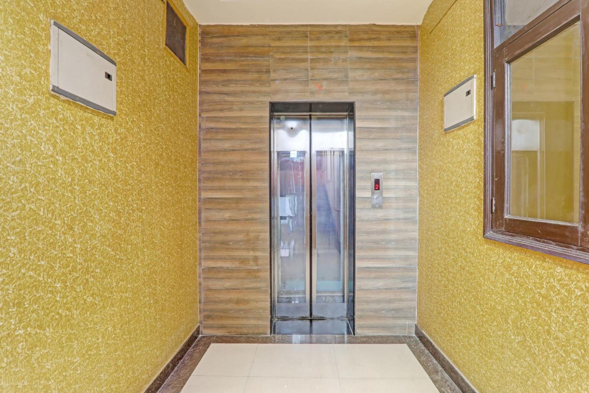 FabHotel Govinda Royal Kanpur Exterior foto