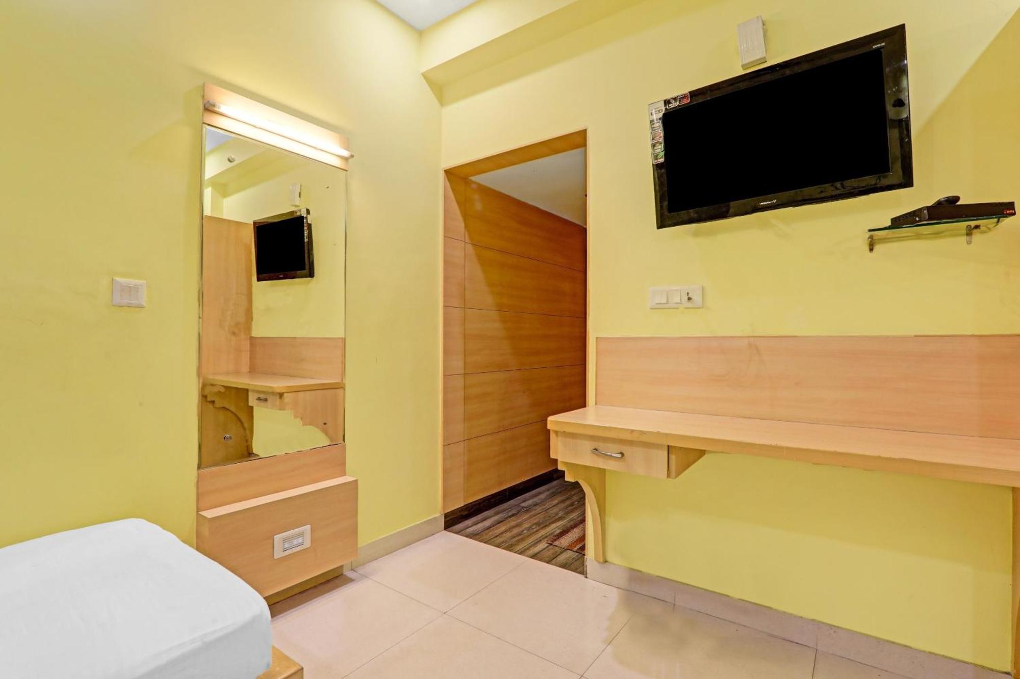 FabHotel Govinda Royal Kanpur Exterior foto
